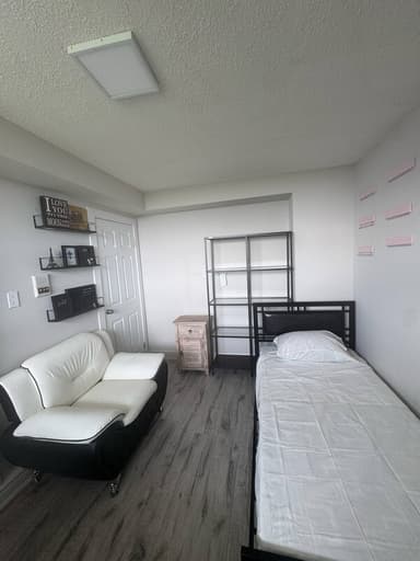 Place Preview main user avatar