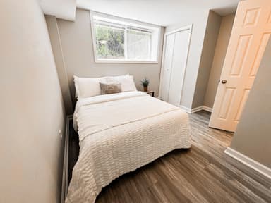 Place Preview main user avatar