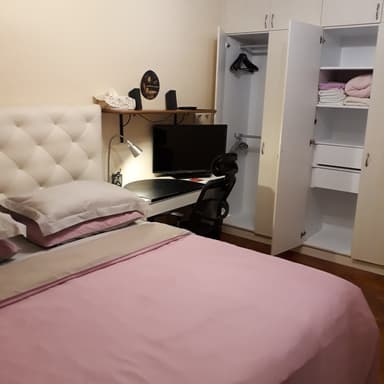 Place Preview main user avatar