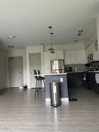 Place Preview main user avatar