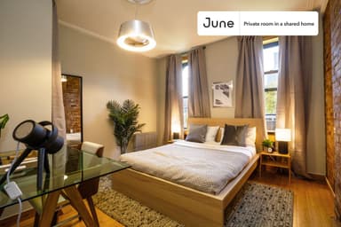 Place Preview main user avatar