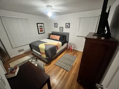 Place Preview main user avatar