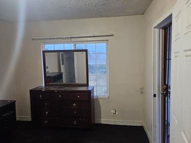 Place Preview main user avatar