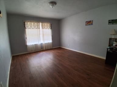 Place Preview main user avatar