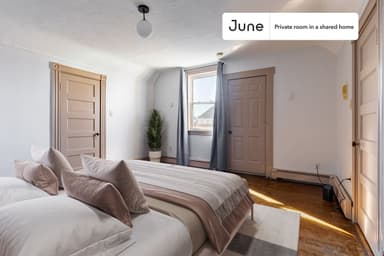 Place Preview main user avatar