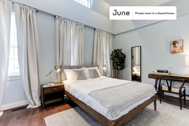 Place Preview main user avatar