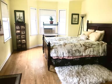 Place Preview main user avatar