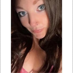 Lindsay Rosar