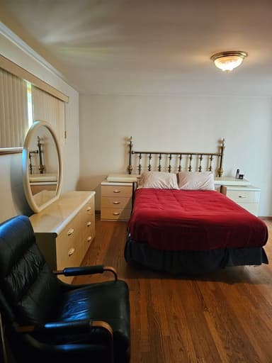 Place Preview main user avatar