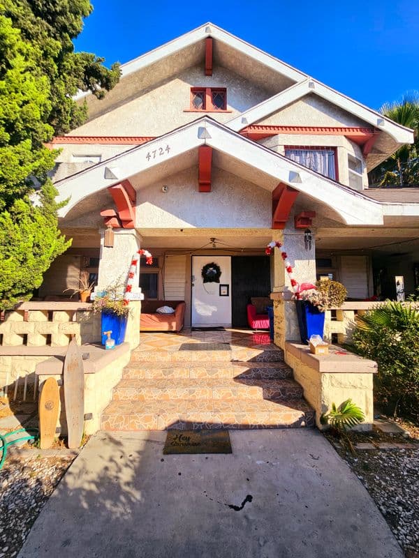 main listing image