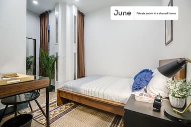 Place Preview main user avatar