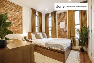 Place Preview main user avatar