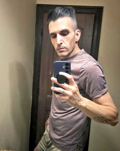 Profile Picture main user avatar