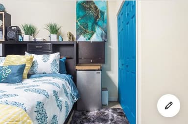 Place Preview main user avatar