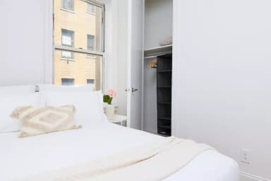 Place Preview main user avatar