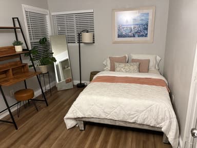 Place Preview main user avatar