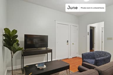 Place Preview main user avatar