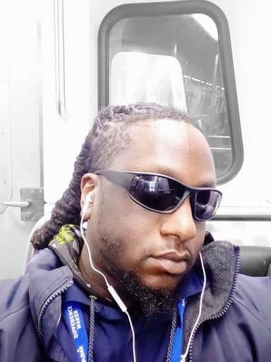 Profile Picture main user avatar