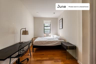 Place Preview main user avatar