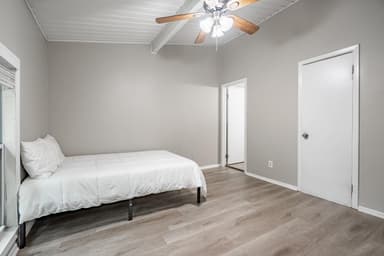 Place Preview main user avatar