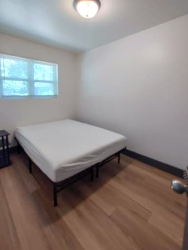 Place Preview main user avatar