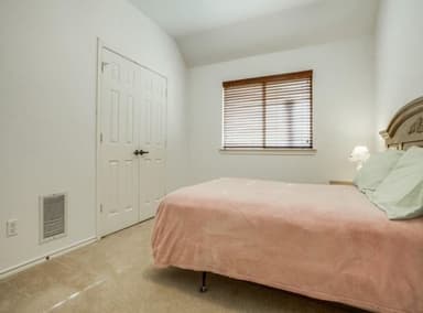 Place Preview main user avatar