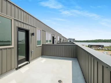 Place Preview main user avatar