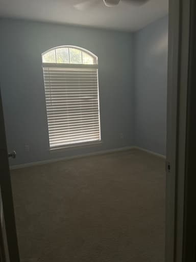 Place Preview main user avatar