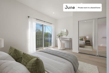 Place Preview main user avatar