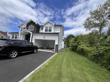 Place Preview main user avatar