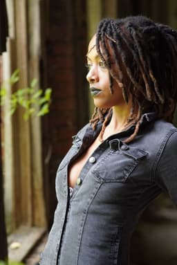 Asia “Knyves” Cleveland
