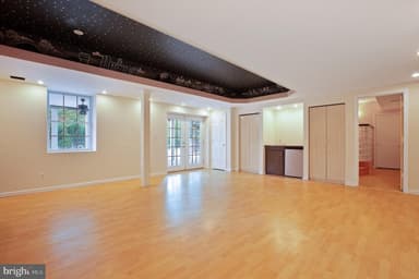 Place Preview main user avatar