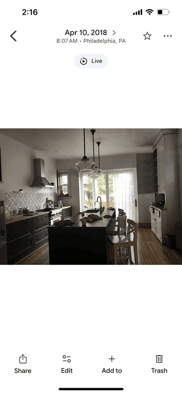 Place Preview main user avatar