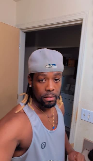 Profile Picture main user avatar