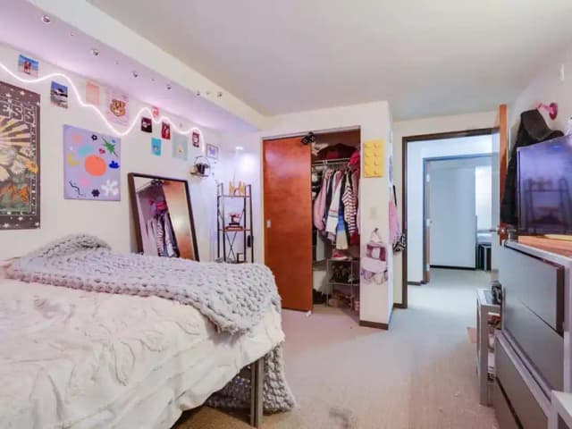 3 Bed, 2 Bath DinkyDome Plus main photo