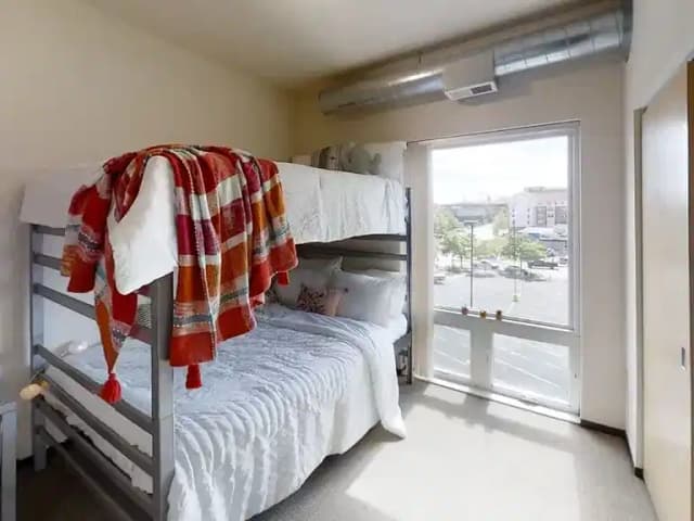 2 Bed 1 Bath DinkyDome Renovated main photo