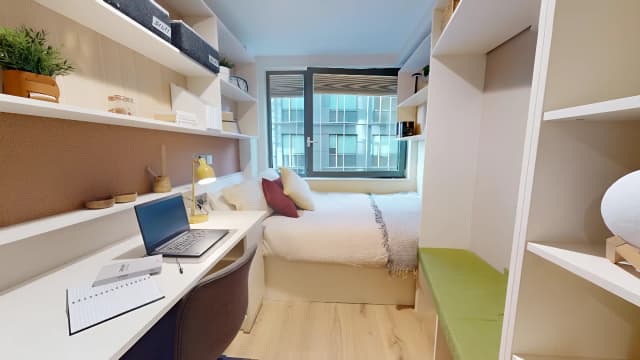 Platinum 2 Bed Apt Plus main photo