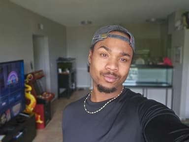 Profile Picture main user avatar
