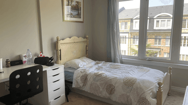 Place Preview main user avatar