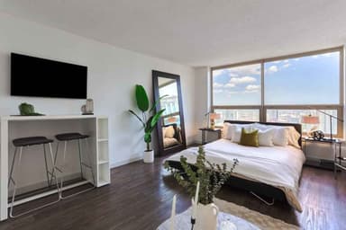 Place Preview main user avatar