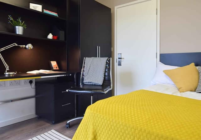 Bronze 2 Bed Apartment main photo