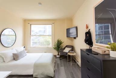 Place Preview main user avatar