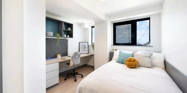 Gold Ensuite Lower Level main photo