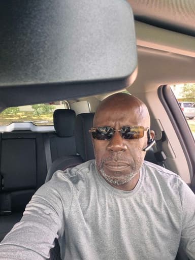 Profile Picture main user avatar