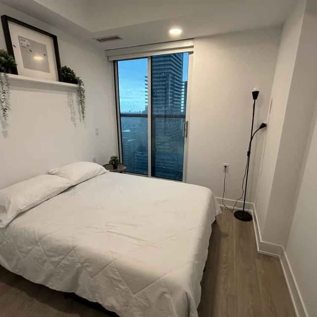 Unit 2204 – Standard 2 (1 Bed 1 Bath) main photo