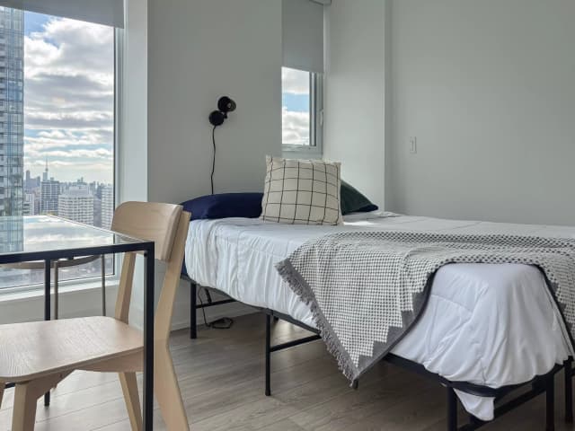 Unit 2902 Master Room (1 Bed 1 Bath) main photo
