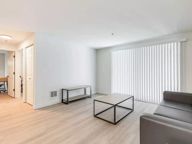 2 Bed 1 Bath Classic Renovated main photo