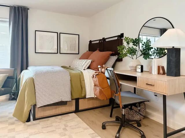 Studio Classic main photo