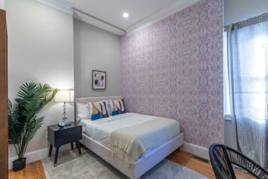 Place Preview main user avatar