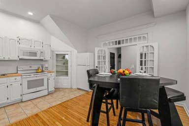 Place Preview main user avatar